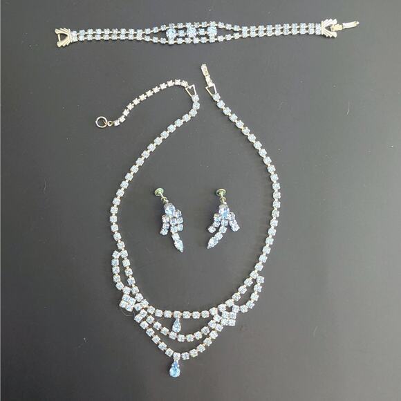 Bridal “Something Blue” Rhinestone Jewelry Set – Necklace, Bracelet & Earrings - Picture 3 of 3